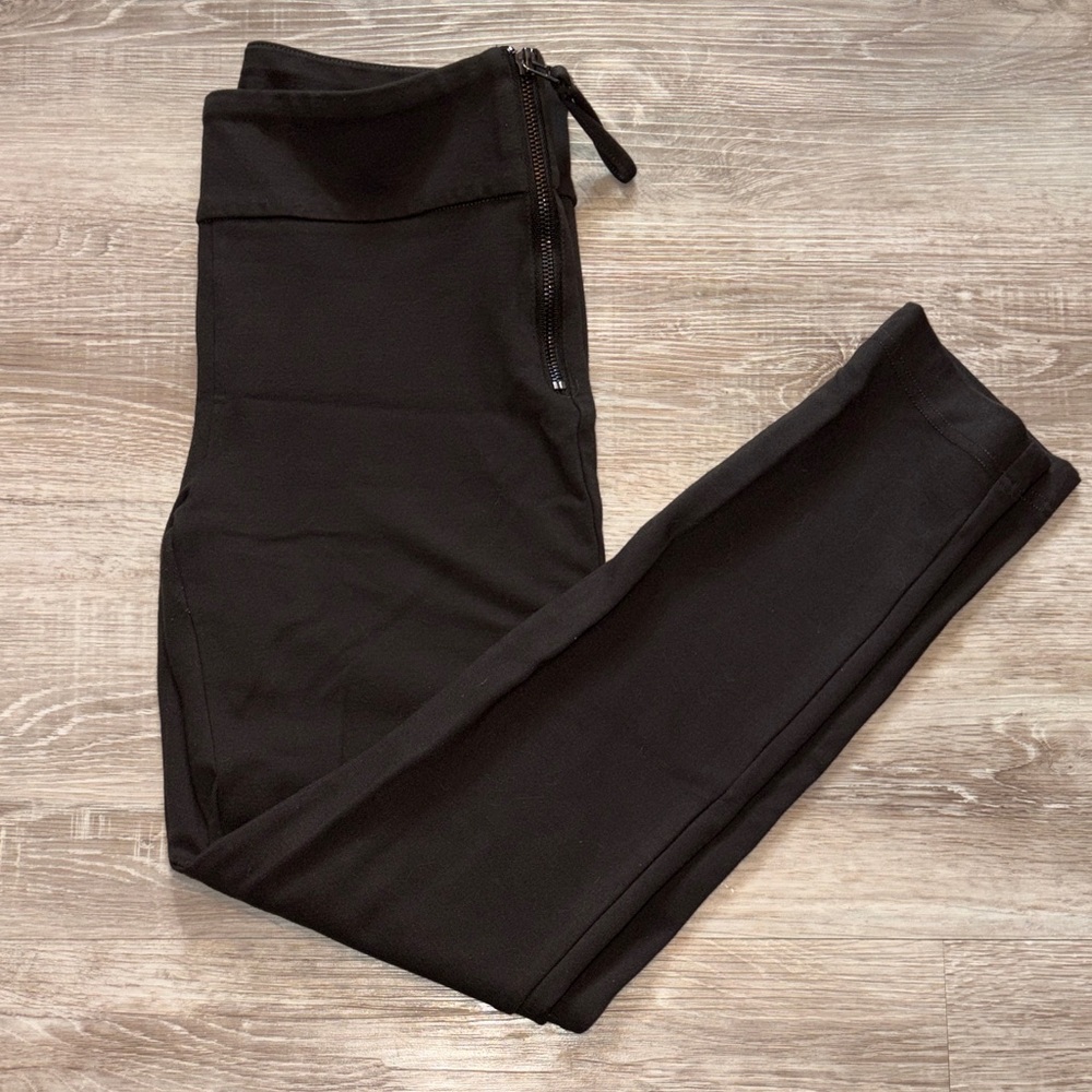 Le Chateau Side Zipper Pants